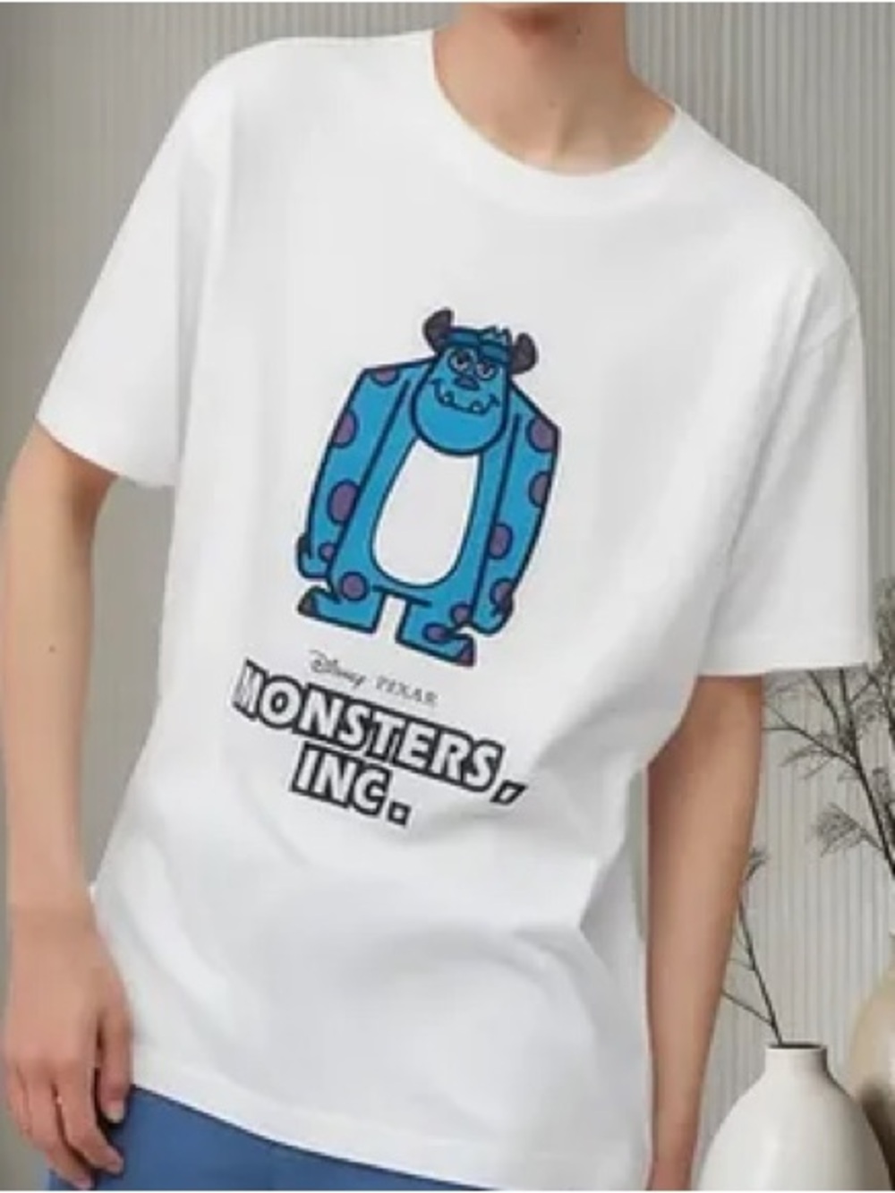 Pixar Monsters Inc Graphic T-Shirt Women’s M White Short Sleeve Cotton Tee